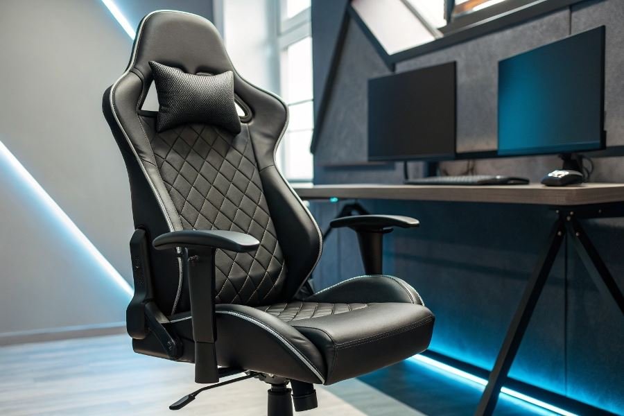Mukammal o’yinchi stulini tanlash: ergonomika va qulaylik