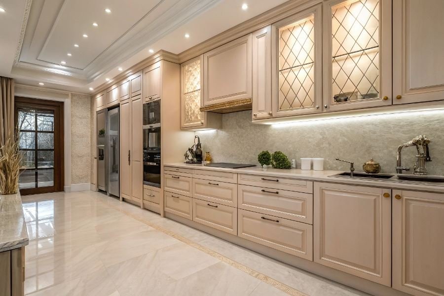 Как подобрать идеальный цвет кухонного гарнитура: гид 2025